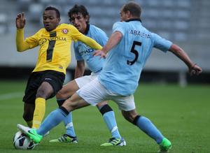 阿爾曼多・埃拉