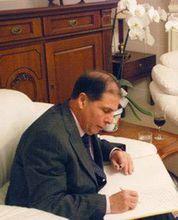 喬治&middot;阿貝拉