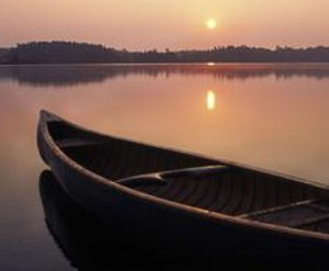 獨木舟[用一根木頭製成的船]