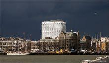 伊拉斯謨[荷蘭鹿特丹大學]