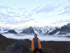 成子在喜馬拉雅珠峰嘎瑪溝