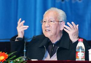 （圖）黃旭華在演講