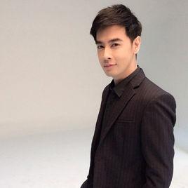 oil[泰國著名男演員、歌手]