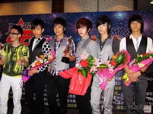 （圖）“勁歌王”大獎