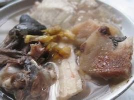 土茯苓草龜石斛湯 土茯苓草龜石斛湯