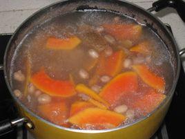 木瓜煲排骨湯