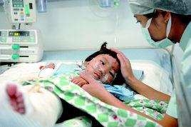 伊伊[甬溫線特大鐵路交通事故最後一個倖存者]