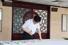 方玉傑在創作中