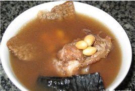 靈芝黃豆骨湯 靈芝黃豆骨湯