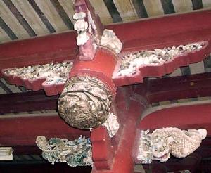 惠安文廟戟門上的木雕構件