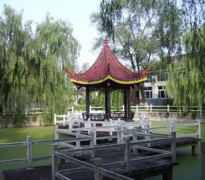 步鳳中學—步鳳亭