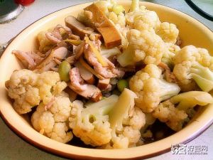 肉絲豆乾燒菜花 肉絲豆乾燒菜花