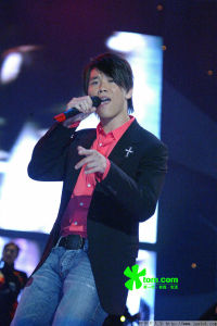 《愛我還是他》