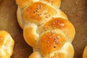 淡奶油麻花麵包