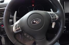 多功能方向盤 多功能方向盤