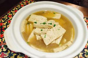 老湯燉豆腐 老湯燉豆腐