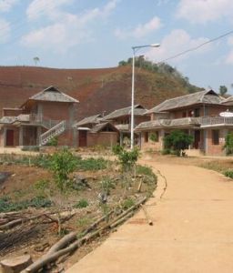 芒來新村 芒來新村