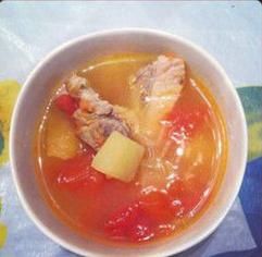 土豆西紅柿煲排骨