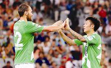 多斯特曾在沃爾夫斯堡與張稀哲做過隊友