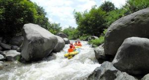 杜鵑花溪漂流 杜鵑花溪漂流