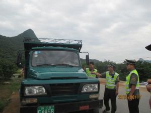 外掛車輛 外掛車輛