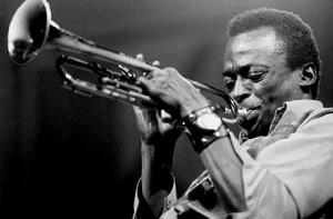 邁爾斯·戴維斯 邁爾斯·戴維斯