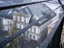 在大雪中的斯洛維尼亞國家大劇院