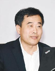 王慧軒[紫光集團有限公司董事、聯席總裁]