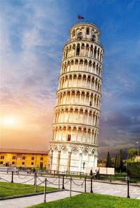 比薩斜塔