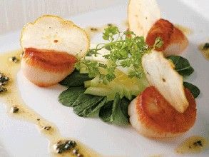 扇貝黑菌汁沙拉 扇貝黑菌汁沙拉