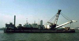 鏟斗式挖泥船 鏟斗式挖泥船