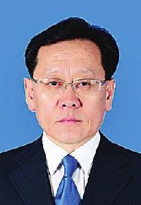 邱鵬[吉林省政府副秘書長、辦公廳黨組成員]