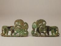 鷹豹相搏紋帶飾 鷹豹相搏紋帶飾