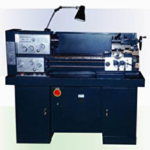 普通臥式車床 普通臥式車床