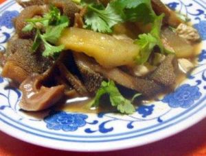 燉羊雜碎燴豆腐白蘿蔔 燉羊雜碎燴豆腐白蘿蔔