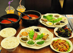 過橋緣米線 過橋緣米線