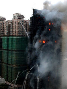 2010上海教師公寓大火