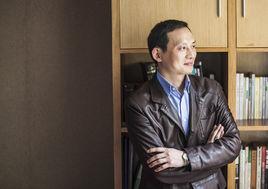 羅亮[企業家，詩人]