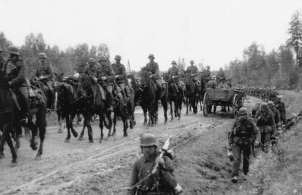 二戰德軍敗給了嚴寒?別逗了,除非一年四季都不適合德軍打仗!