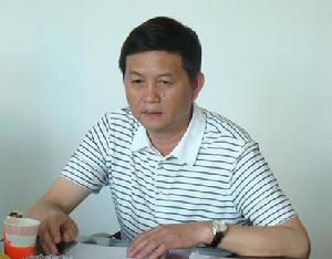 雲南省文山州副州長鬍榮