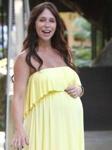 珍妮弗&middot;洛夫&middot;休伊特懷孕照