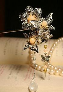 簪子[固定頭髮或頂戴的髮飾]