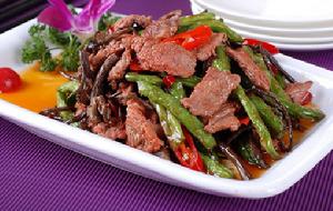 燜肉片豆角