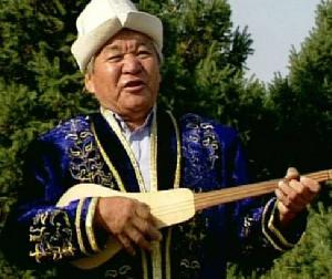 吉爾吉斯史詩彈唱阿肯藝術 