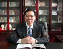 王殿軍[清華大學附屬中學校長]