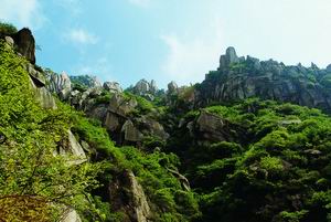 鱗龍山自然風景區