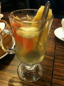 茅根竹蔗薏米水 茅根竹蔗薏米水