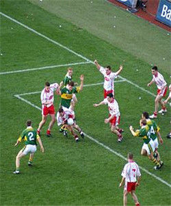 蓋爾式足球 蓋爾式足球