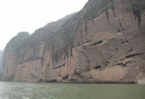 仙水岩崖墓群 仙水岩崖墓群