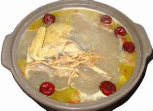 人參雞菇湯 人參雞菇湯